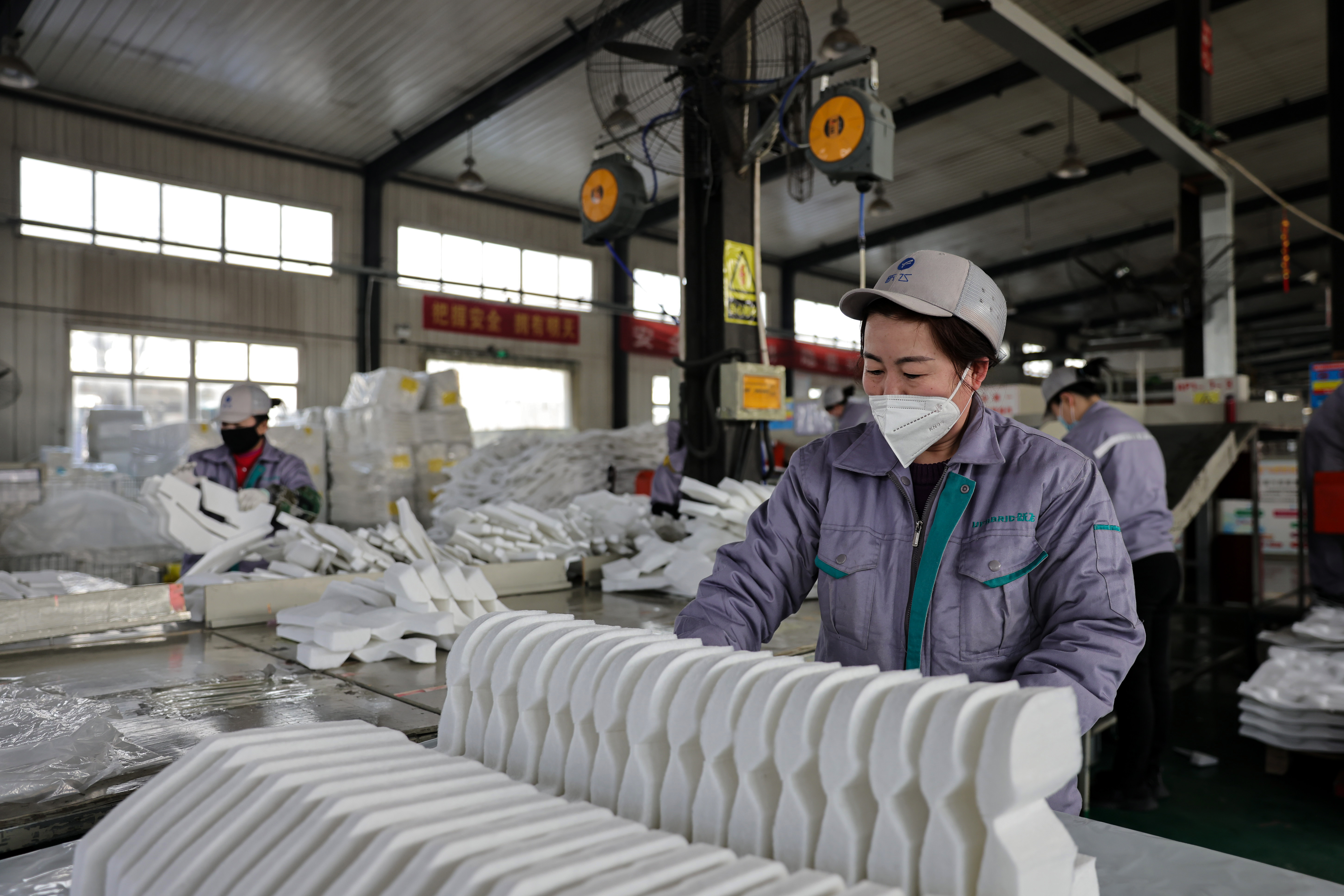 河北定兴：聚焦专精特新 助推高质量发展_fororder_001