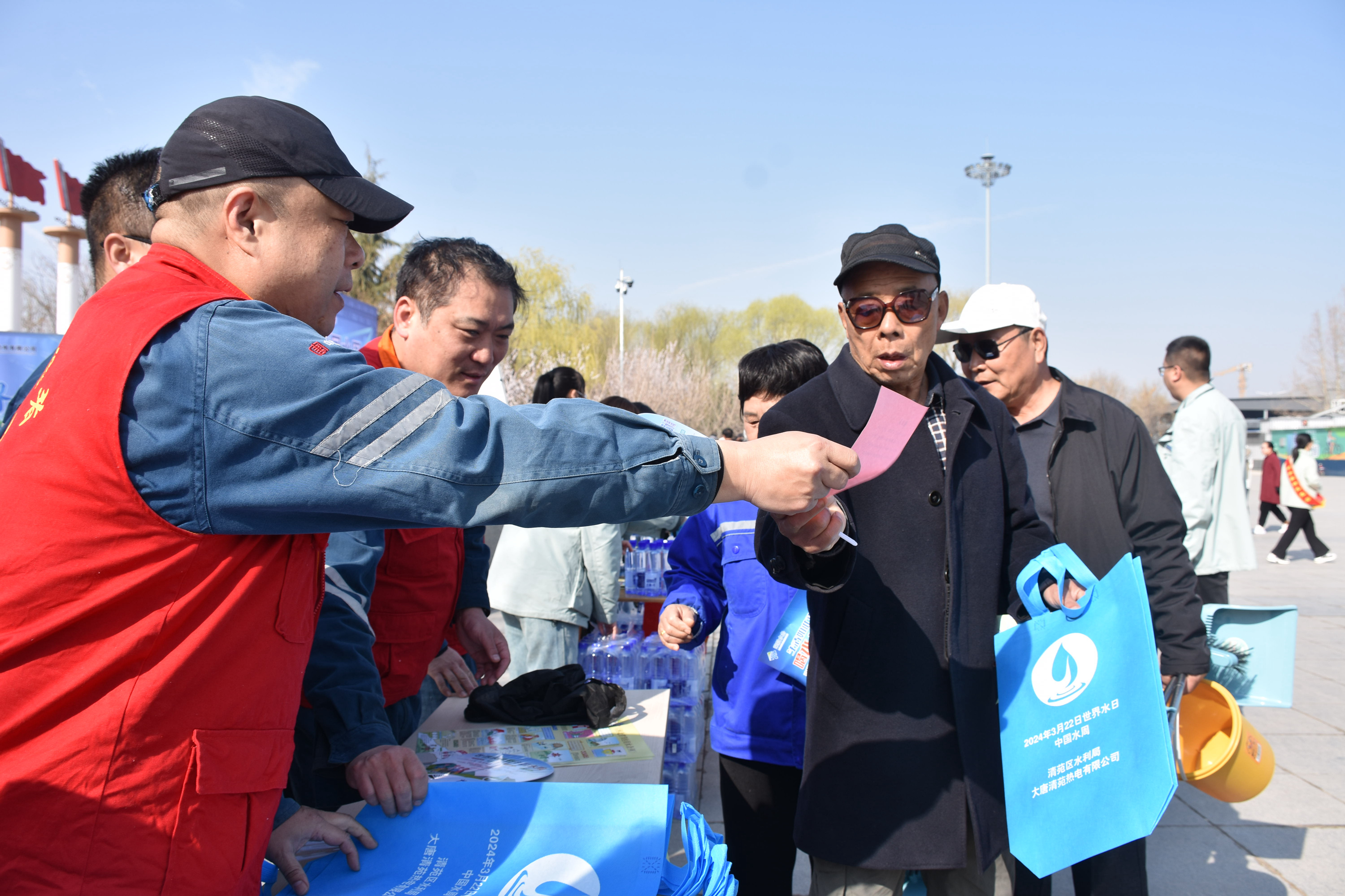 保定清苑:系列主题宣传迎"中国水周" - 国际在线移动版