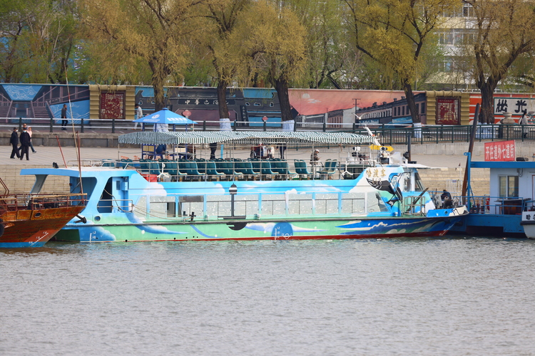 “爾濱”上新!三艘特色主題遊船“五一”開航