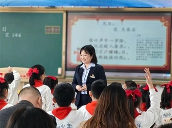 瀋陽市語文學科建設研討會暨竇愛軍名優校長工作坊、夏艷臣名師工作坊手拉手活動舉行