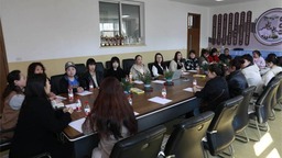 撫順順城中心小學校召開2023-2024學年度第二學期  家長委員會會議