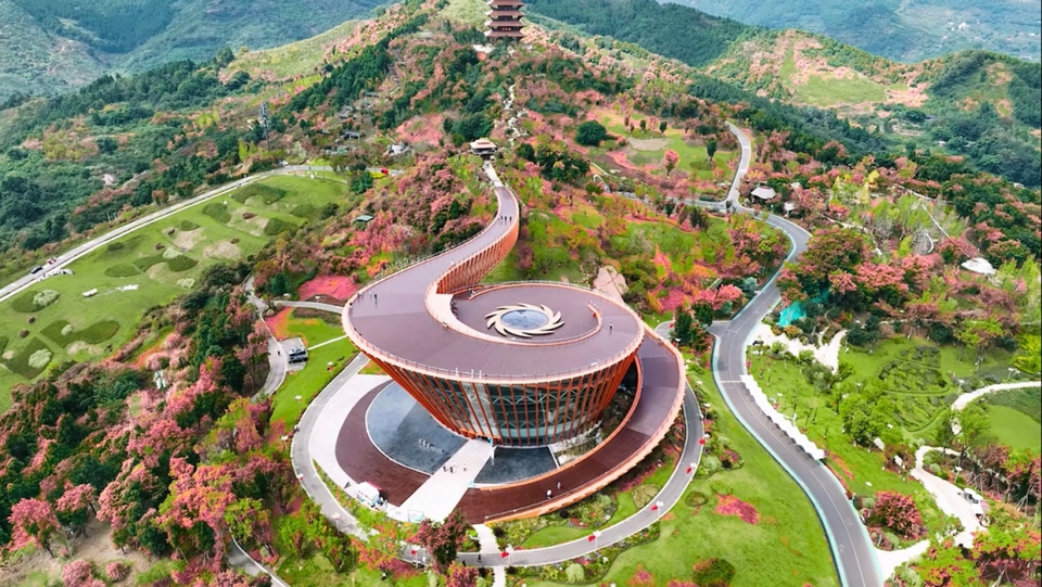 （转载）来看成都人的花花世界 10条主题旅游线路带你畅游成都