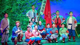 2024武汉东湖戏剧节启幕 持续两月精彩演出连连