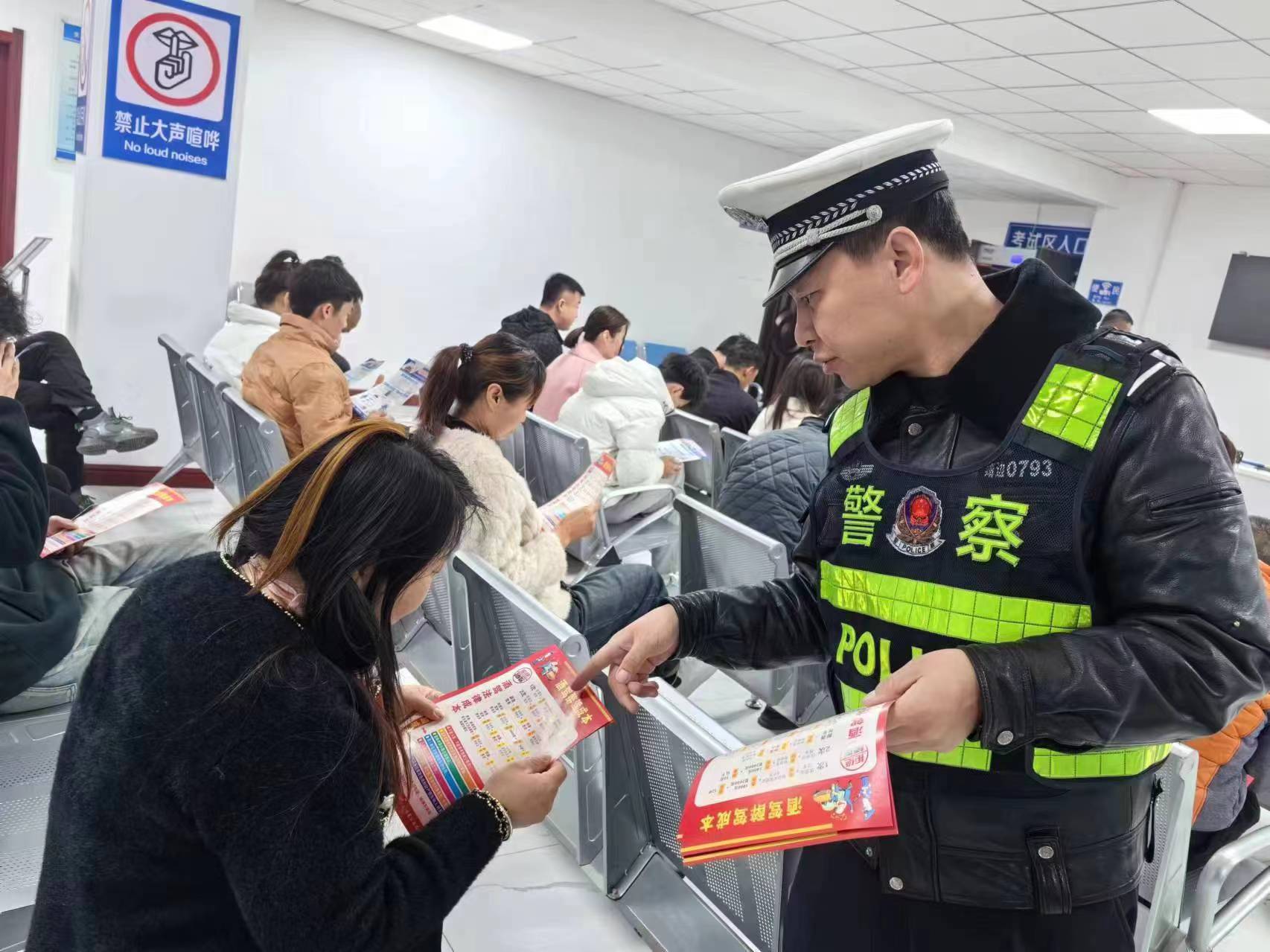 榆林市靖边县：让交通安全接地气入人心_fororder_进企业