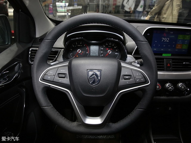 图片默认标题_fororder_宝骏8