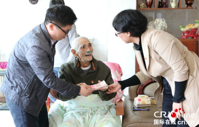江西定南89岁老党员临终前捐万元用于扶贫事业