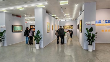 長三角高校“200+”工藝美術創新作品在滬展出