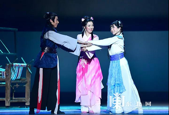 龍粵文化重點項目《木蘭前傳》首演成功獲各界觀眾“五星好評"