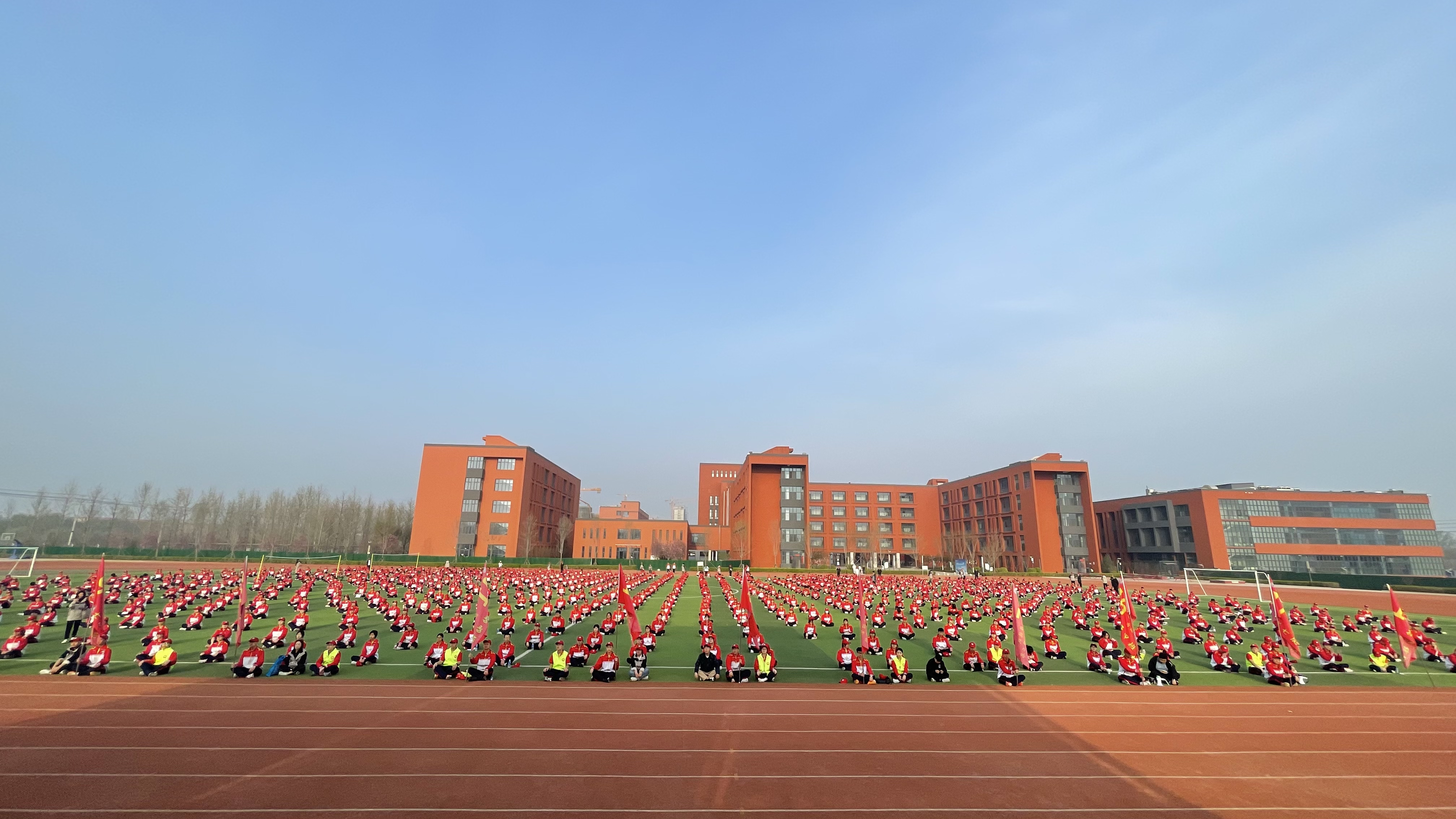 定兴县实验高级中学图片