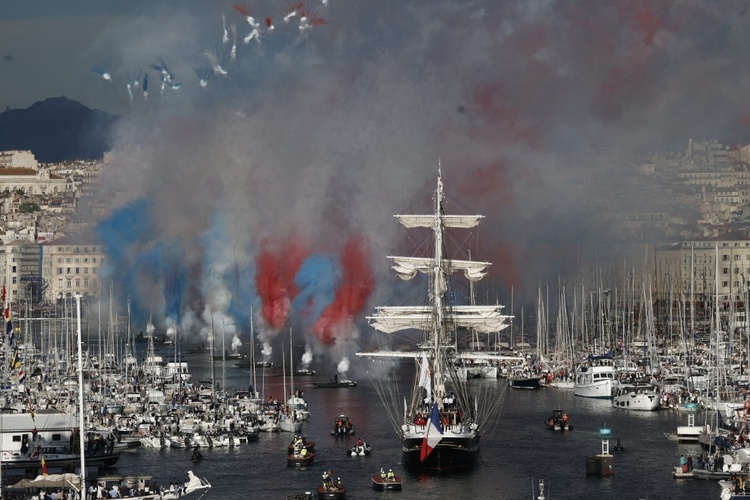 巴黎奧運會火種抵達馬賽 將在法國開啟傳遞