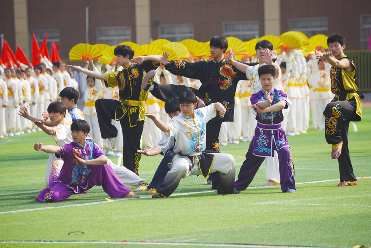 石家莊市新華區：2024年中小學生田徑運動會開幕_fororder_圖片 4