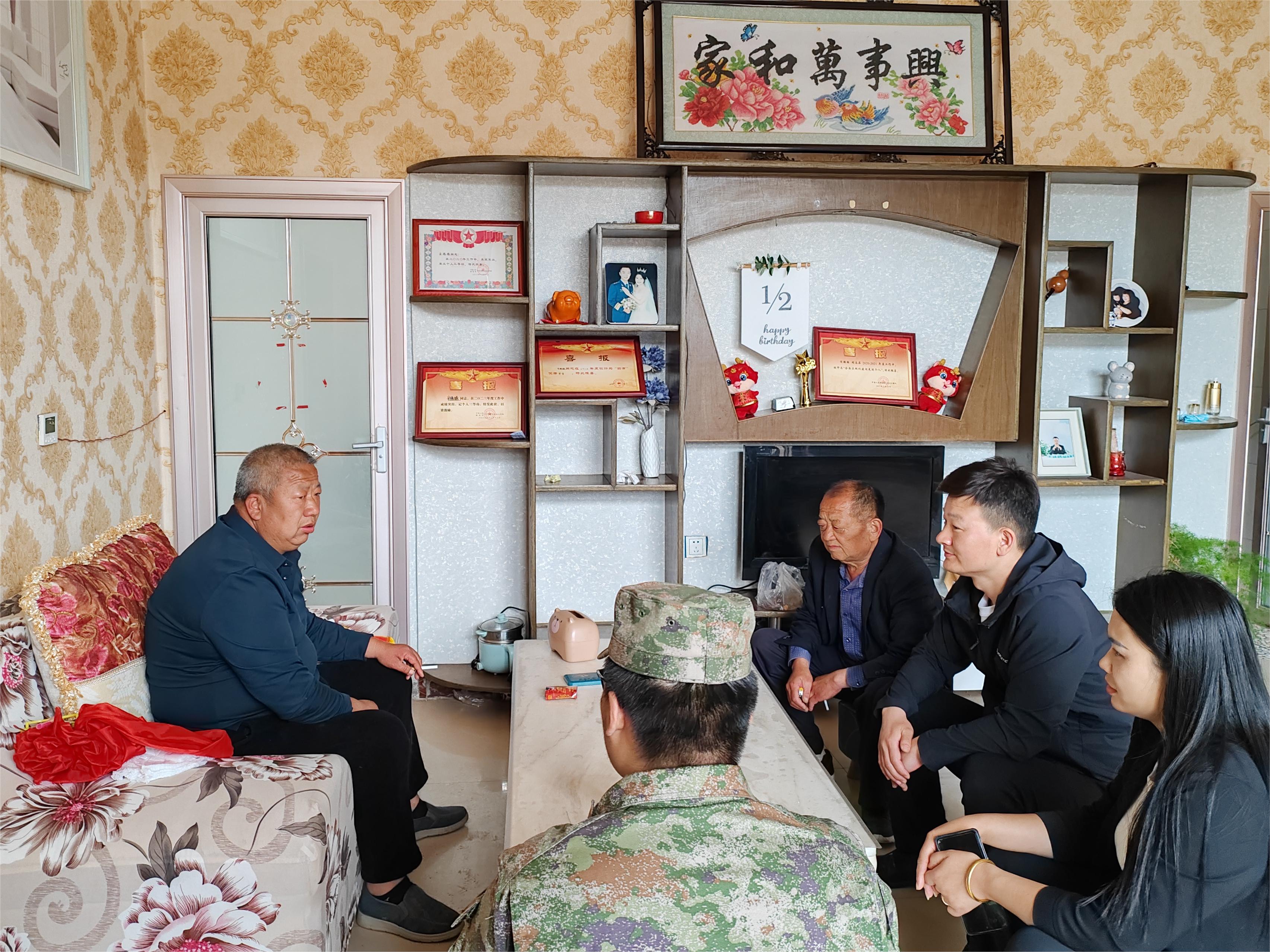 保定博野：立功喜報送到家 擁軍之風暖人心_fororder_4