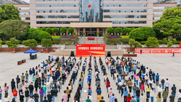 重慶大渡口：萬人簽字接力 共同守護國家安全