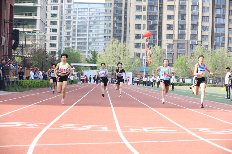 石家庄市裕华区第二十二届中小学田径运动会开幕_fororder_微信图片_20240412165813