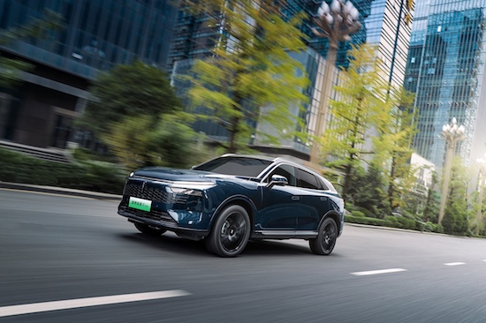 大五座旗舰电动 SUV 魏牌新摩卡 Hi4 焕新上市_fororder_image006