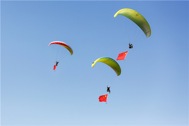 【湖北】【供稿】2019年全国滑翔伞定点联赛总决赛圆满落幕