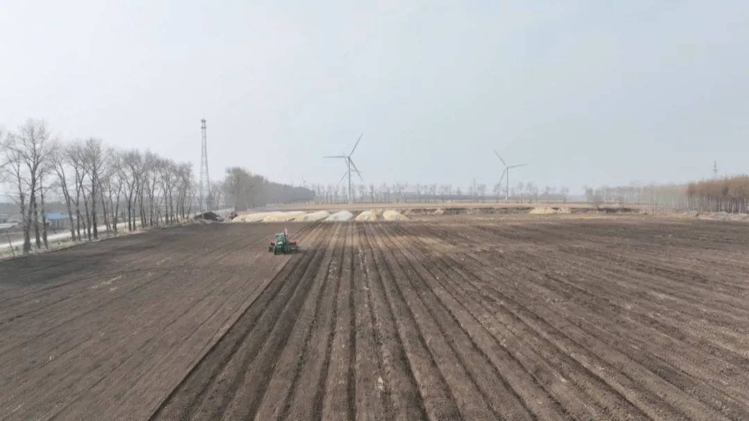 北国春来早│佳木斯桦川：农机添动力 跑出春耕“加速度”_fororder_图片6