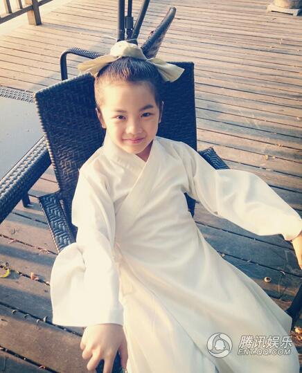 組圖：白蛇傳小戲骨演技秒殺成人 穿私服這麼萌_娛樂_騰訊網