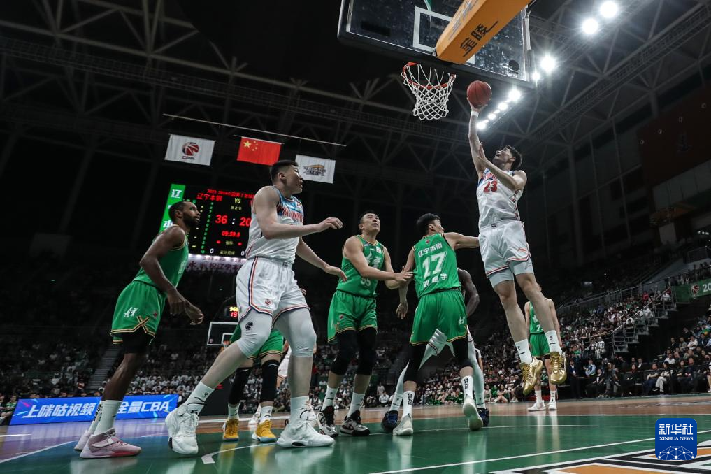 cba总决赛首场:辽宁本钢胜新疆伊力特