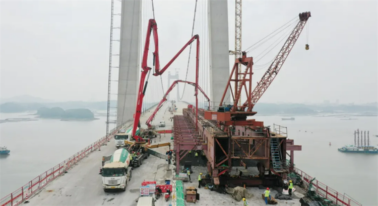 广西在建最长跨海大桥全线贯通_fororder_图片11