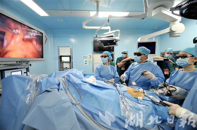 同济全球首创"零"出血摘胃肠肿瘤