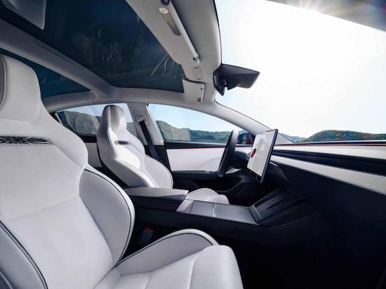 Model 3高性能版33.59万元开启预售 特斯拉全系高性能版车型已就位_fororder_image012