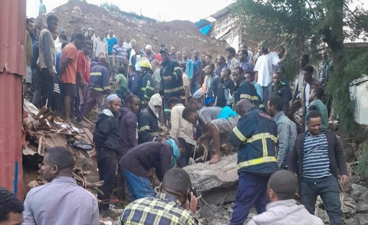 埃塞俄比亚首都一住宅楼垮塌 致7人死亡