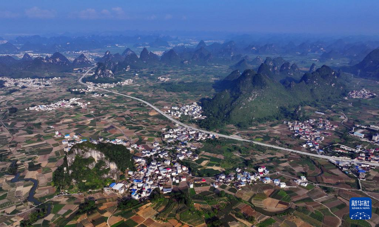 “亿元村”的初夏图景