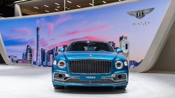 宾利汽车携个性化定制部门MULLINER多款力作亮相2024北京国际车展