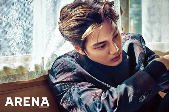 exo成员kai为杂志拍写真 酷炫十足虏芳心(图)