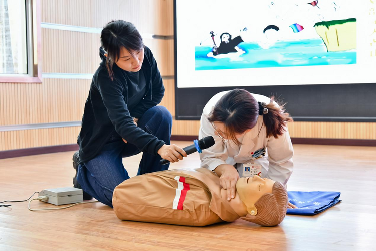 邯鄲冀南新區開展應急救護知識宣講活動_fororder_圖片2