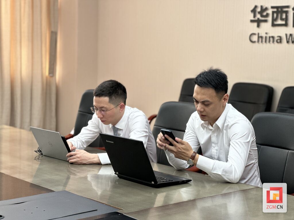 （转载）【劳动赞歌】奋斗在技术营销一线的尖兵——记全国五一劳动奖章获得者、华西能源工业股份有限公司国际销售公司技术员谢陟巍