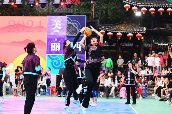 2024年貴州省第一屆“姑媽籃球”邀請賽在雷山開賽_fororder_W020240429422178006886
