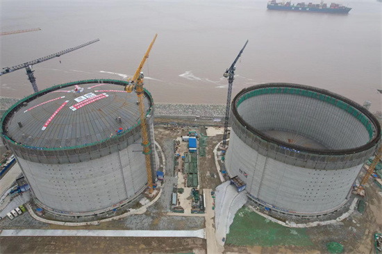 中國化學十四化建承建的22萬立方米LNG儲罐升頂成功_fororder_圖片26