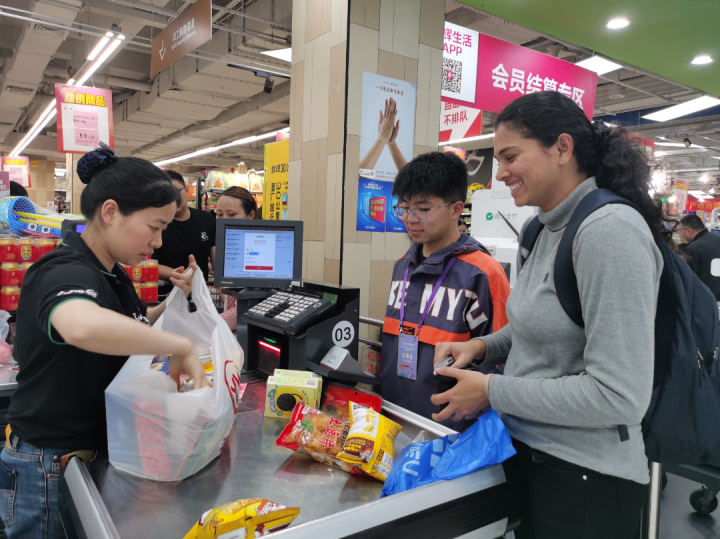 （转载）聚焦“亚少赛” | 印度代表队领队：感谢志愿者的热情服务