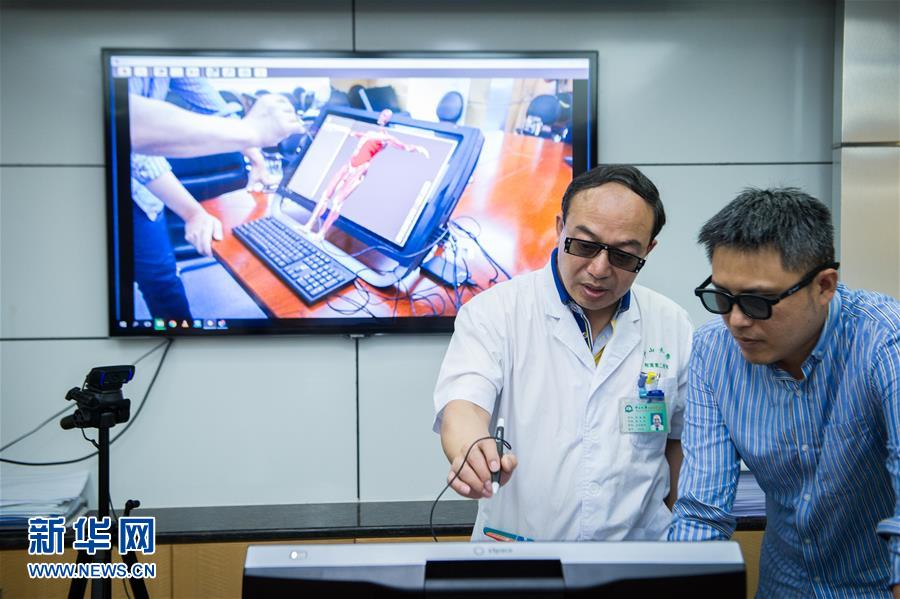 香港“創客”謝智衡：讓虛擬現實助力醫療發展