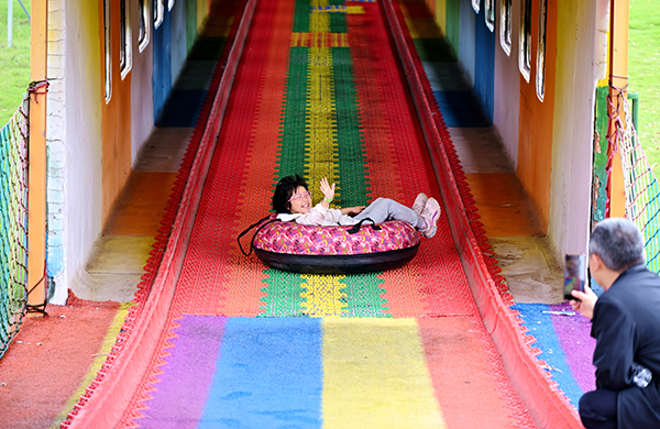 眉山仁寿：“五一”小长假近郊游火热_fororder_游客体验运动项目