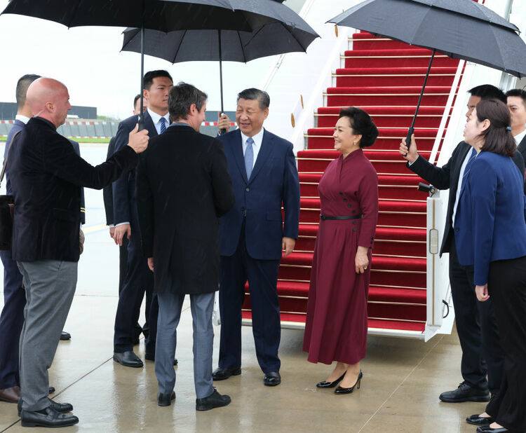 近距離｜習主席稱讚法國總理中文“講得很好，很標準”