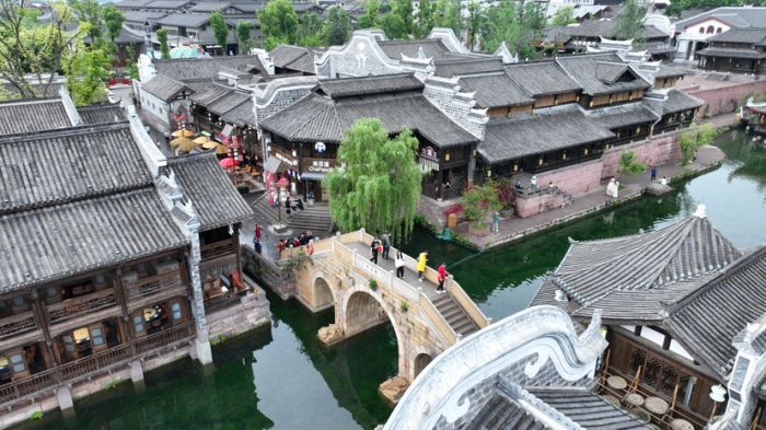 （转载）“五一”假期，宜宾迎来旅游热潮