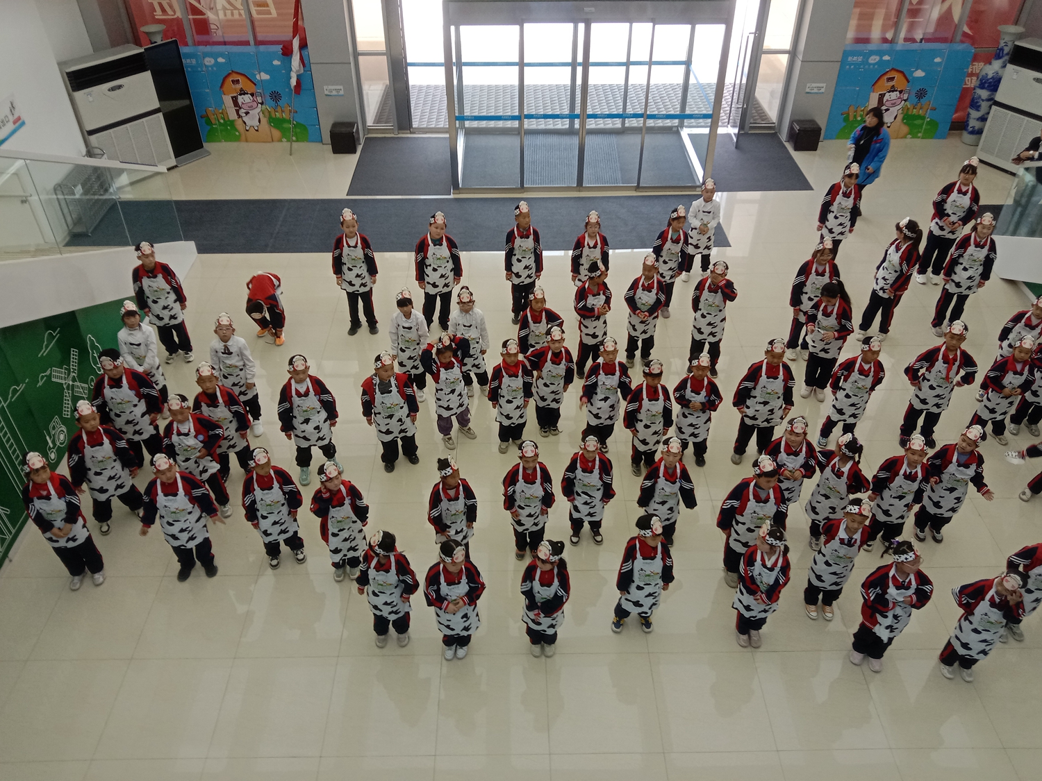 保定市滿城區：解碼‘鮮奶’背後的秘密_fororder_滿城區方順橋鎮開啟尋“鮮”探秘之旅 攝影 楊建朋