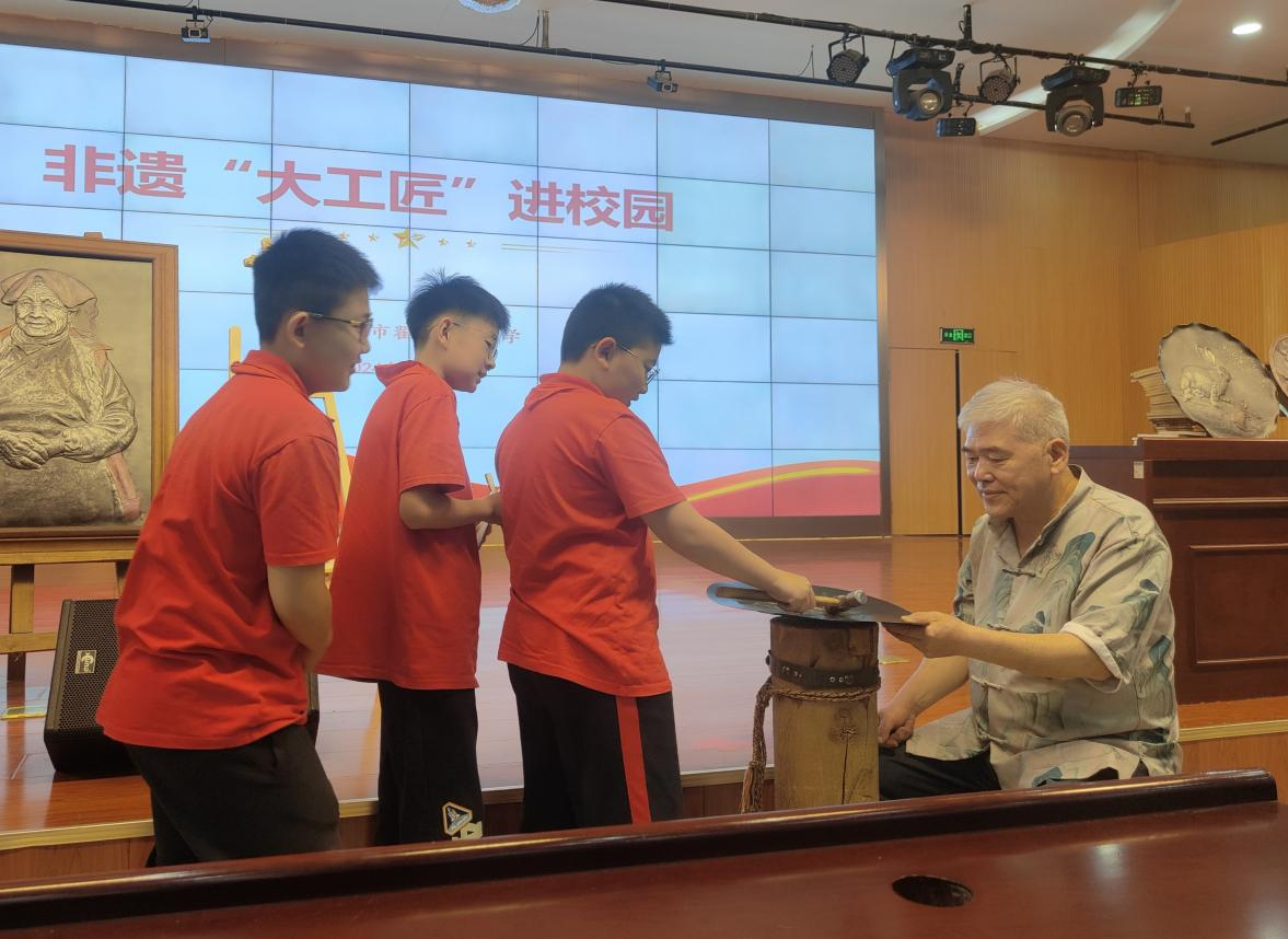 石家莊長安區文化名家工作室開展惠民活動_fororder_圖片 4