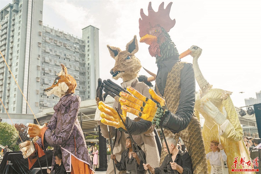 法國大型木偶劇《拉封丹寓言》長沙開演