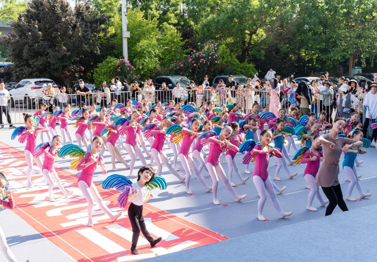 石家莊長安區文化名家工作室開展惠民活動_fororder_圖片 1