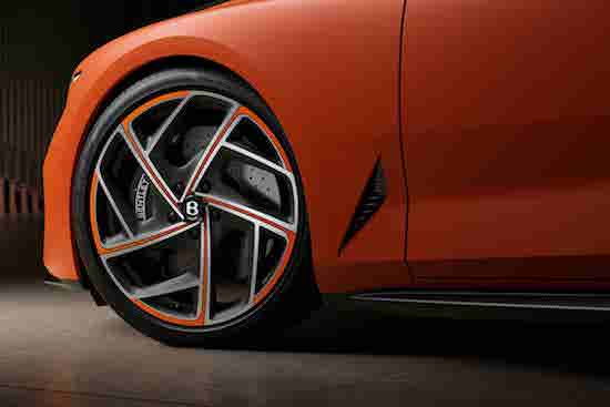 宾利BATUR敞篷版： 开启奢华、性能与个性化新篇章_fororder_image008