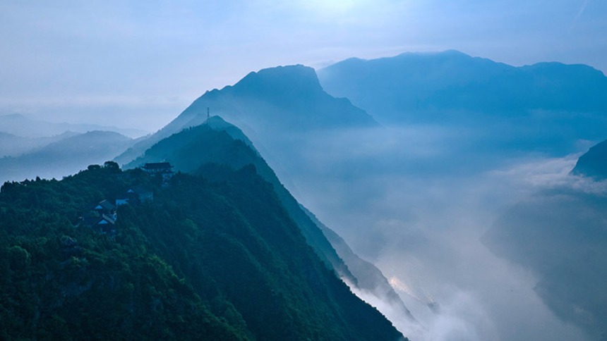 重庆：又到巫峡看云时