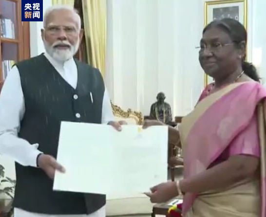 印度总统邀请莫迪组建新一届政府