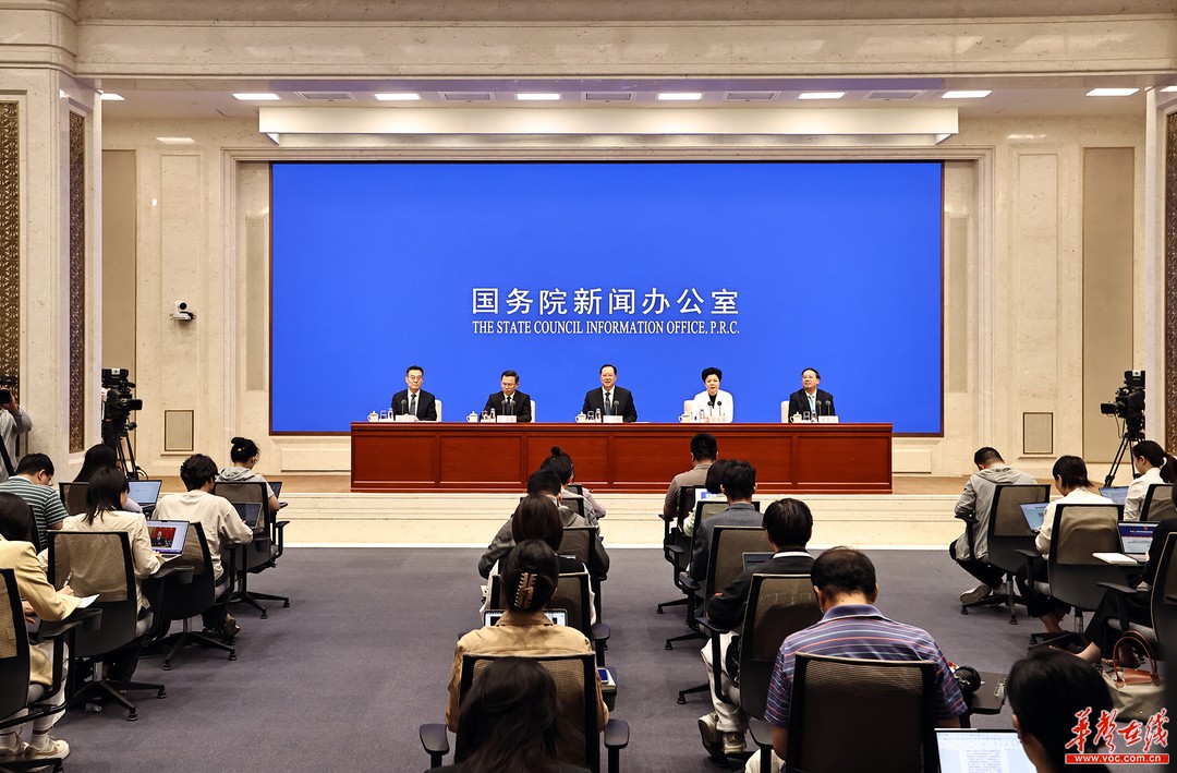 境內外媒體聚焦湖南，看湖南省省長毛偉明精彩作答