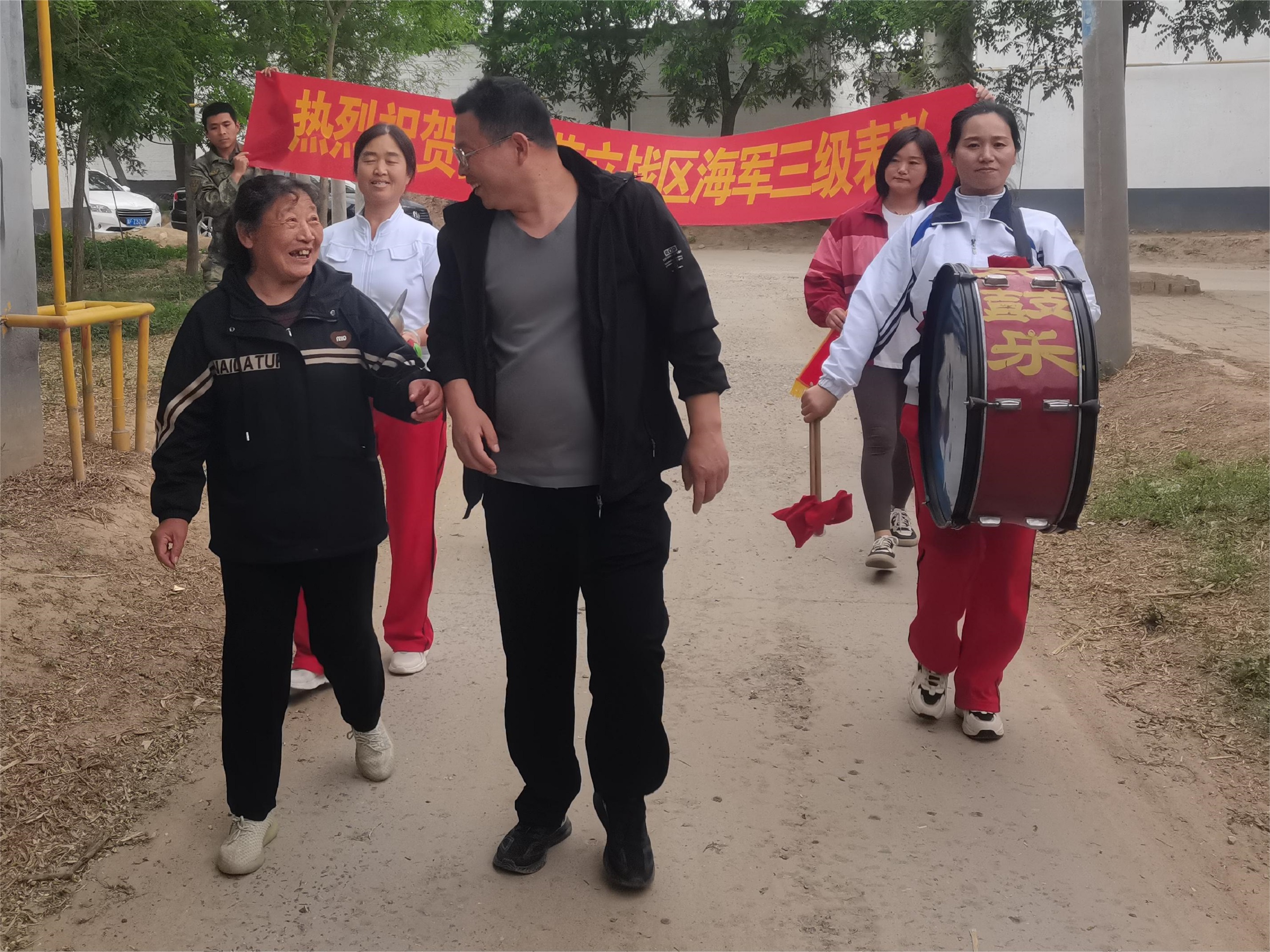 保定博野：立功喜報送到家 擁軍之風暖人心_fororder_1