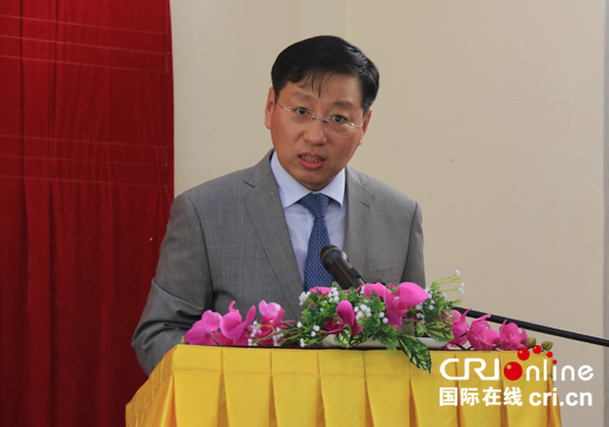 中国驻缅甸大使洪亮在"中缅友谊学校"新教学楼启用仪式上讲话