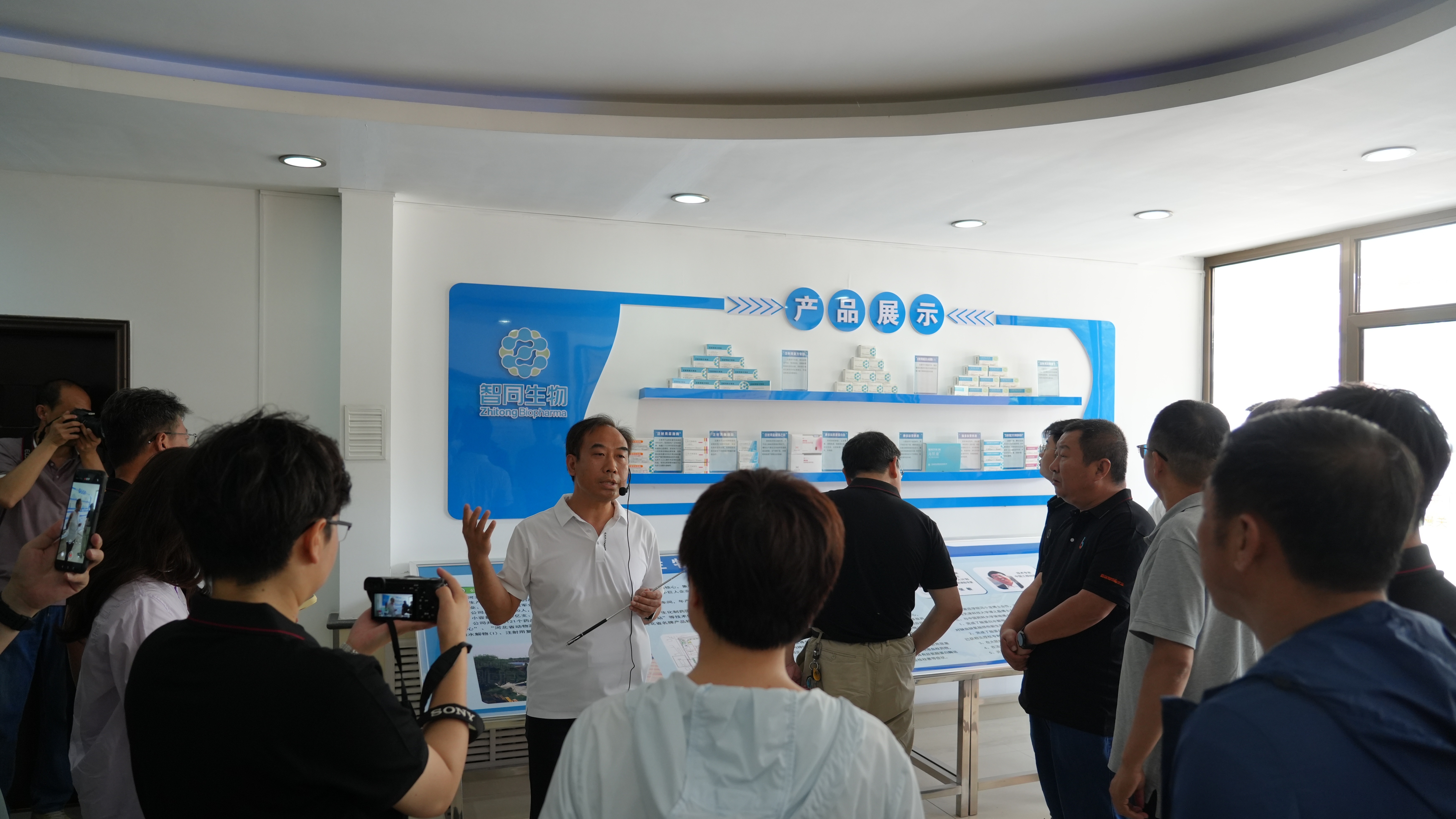 河北保定举办“高端媒体看保定”主题采访调研活动_fororder_11927199